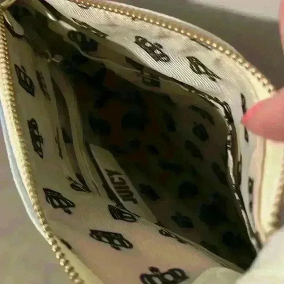 Juicy Couture Pastel Cloud Crossbody Purse NWOT - Picture 7 of 8